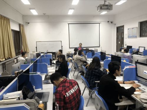 絢爛繁茂的圖靈花園——記2018級創(chuàng)新實驗班計算機技術(shù)開發(fā)之旅